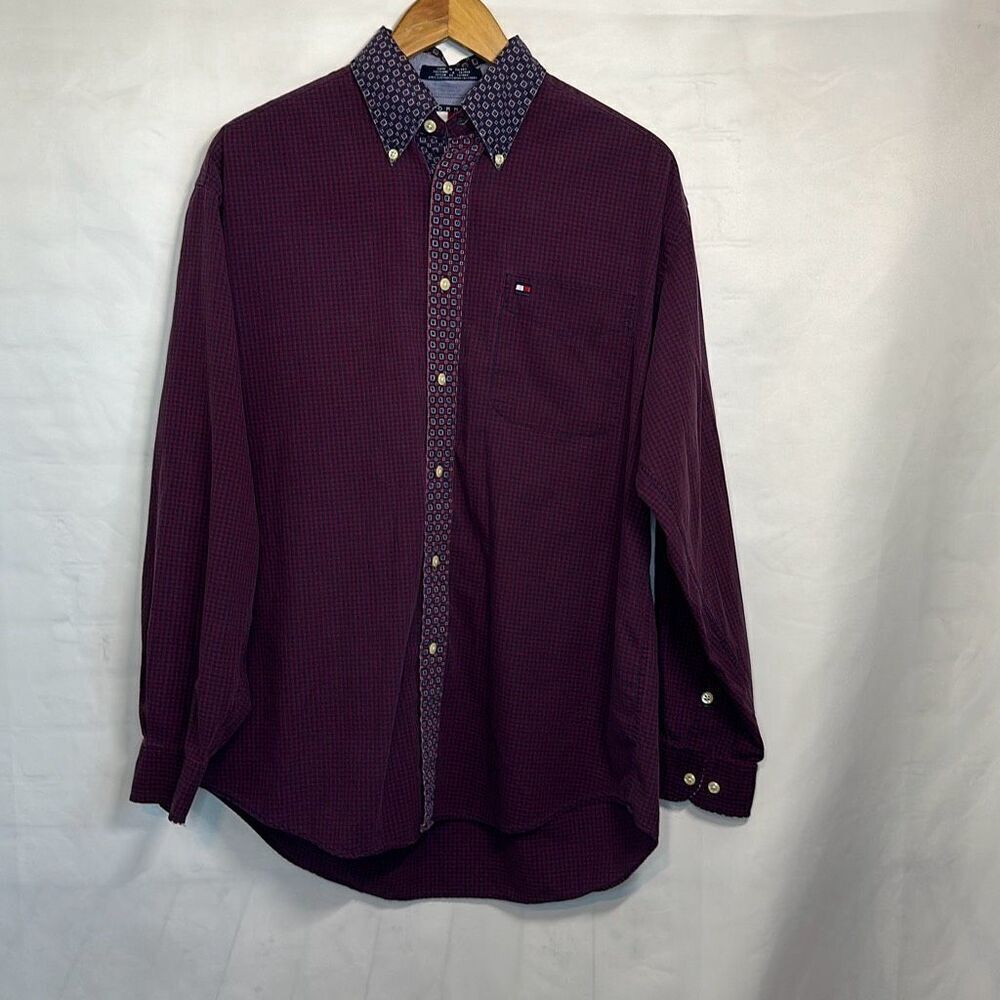 Tommy Hilfiger Men's Burgundy Long Sleeve Button Up Dress Shirt size M LOOK